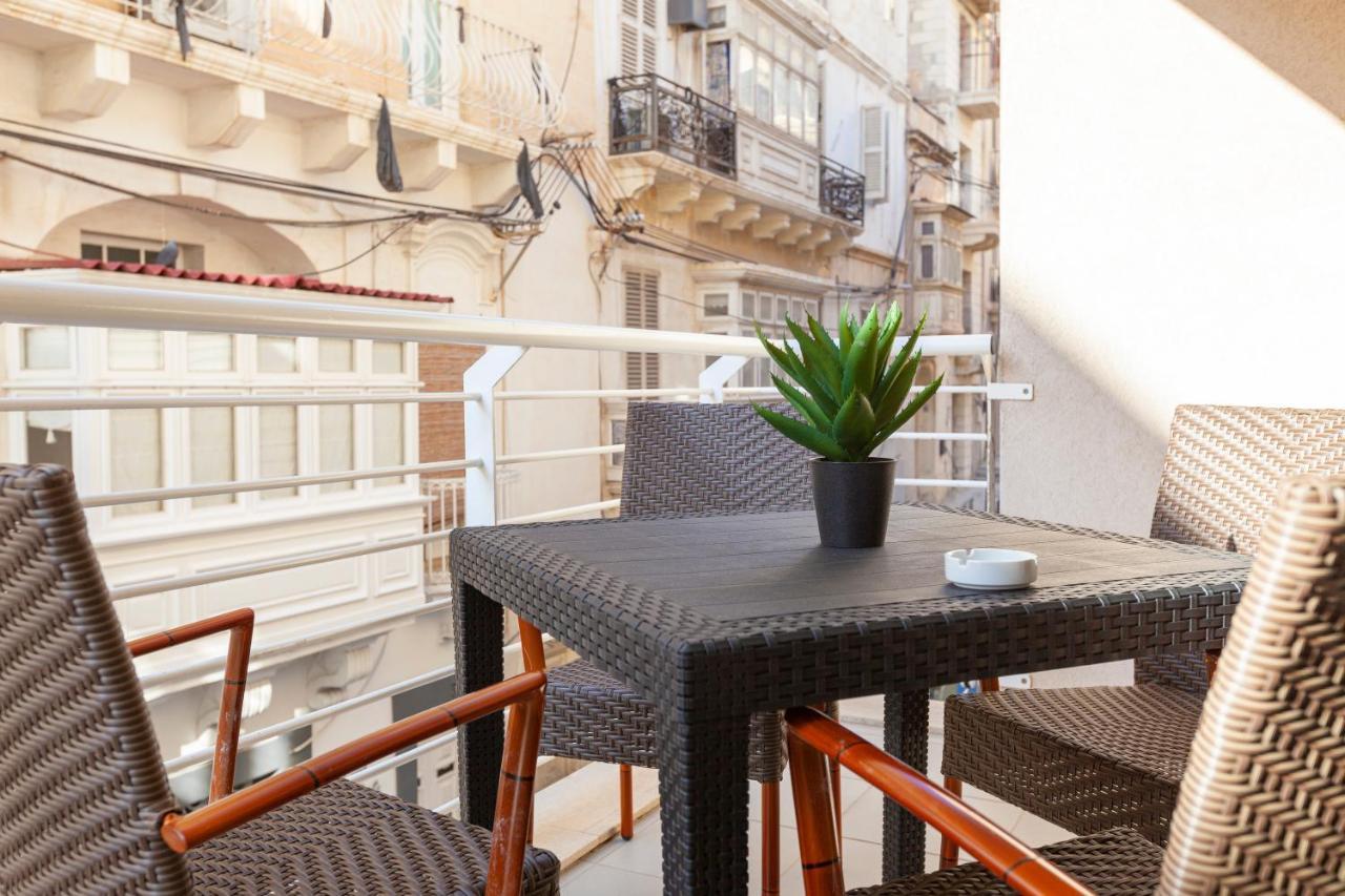 Sant Antnin * Sliema