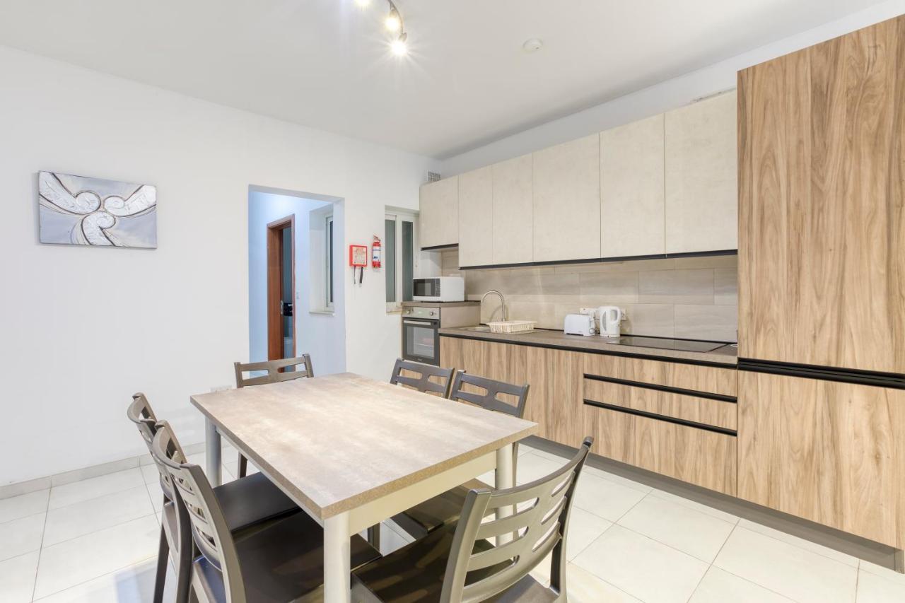 Sant Antnin Apartment *