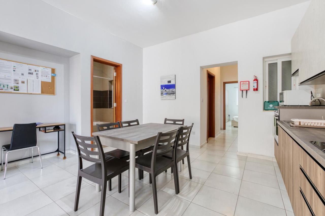 Sant Antnin Apartment *