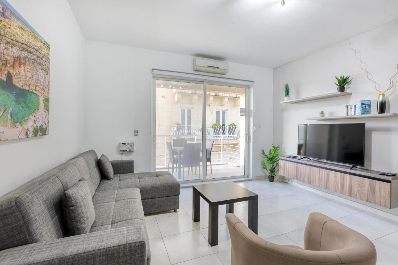 Sant Antnin * Sliema